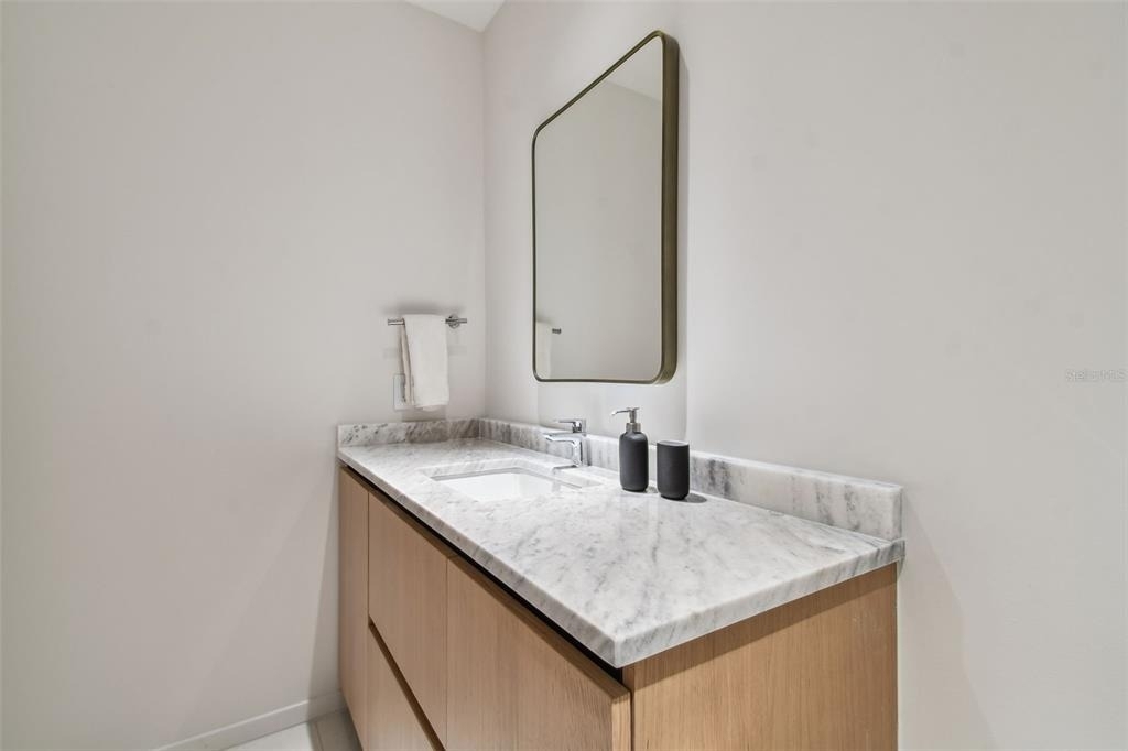 1020 Sunset Point Road - Photo 14