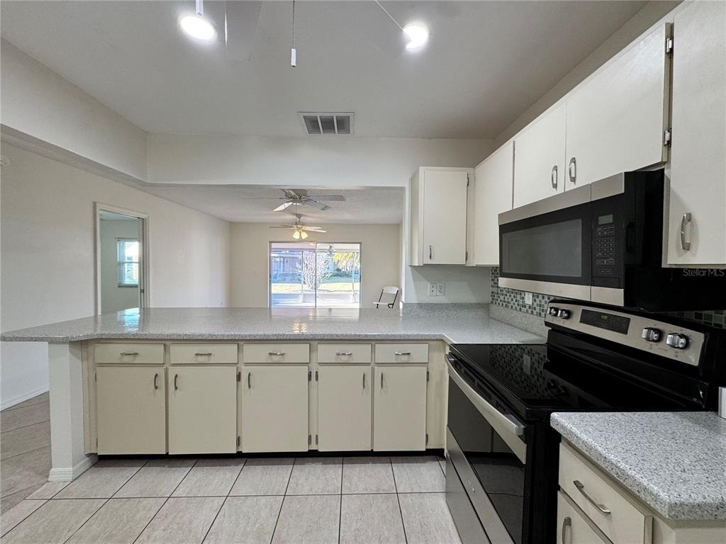 1008 Yellowbird Place - Photo 9