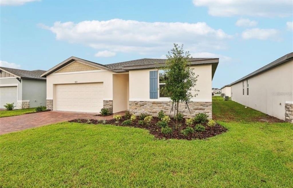 5013 Kaia Avenue - Photo 1
