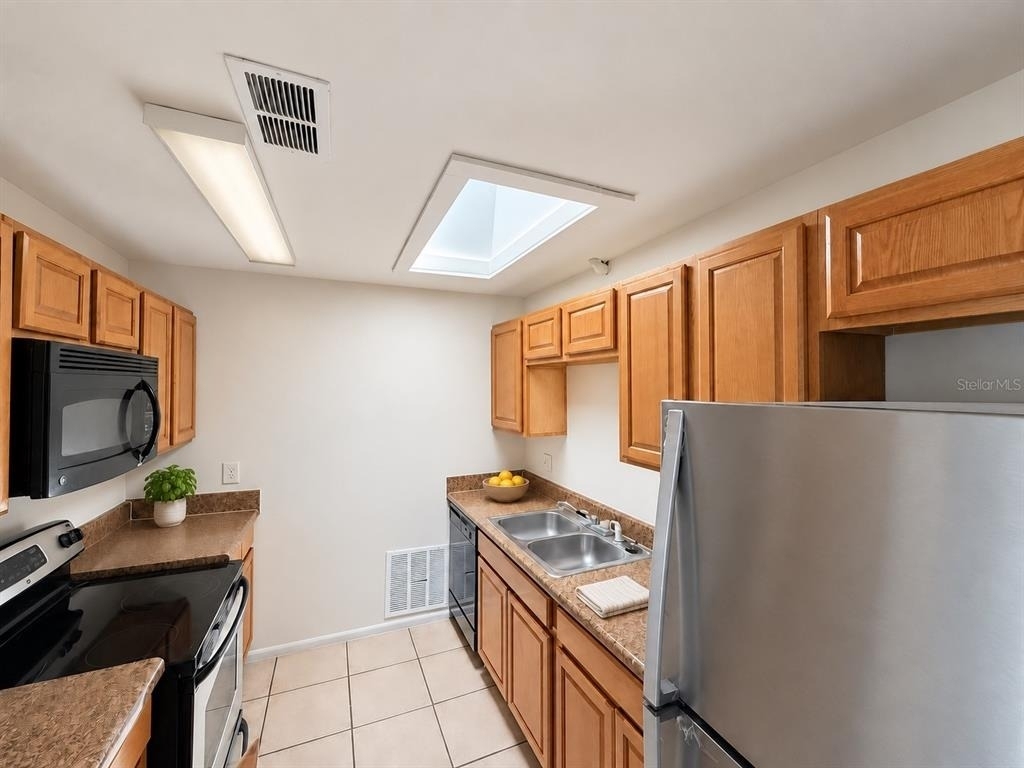 4155 Spitfire Avenue - Photo 16