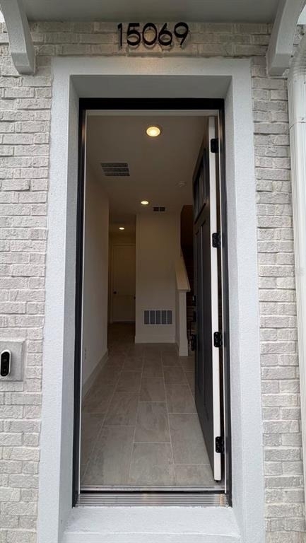 15069 Groveside Road - Photo 2