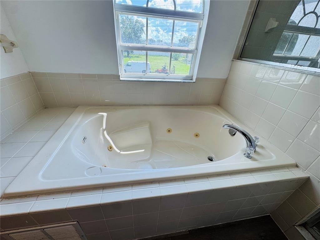 566 Eagle Court - Photo 14
