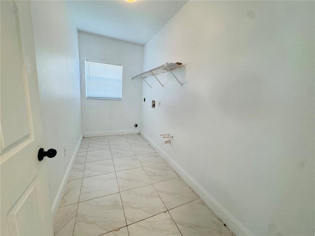 566 Eagle Court - Photo 10