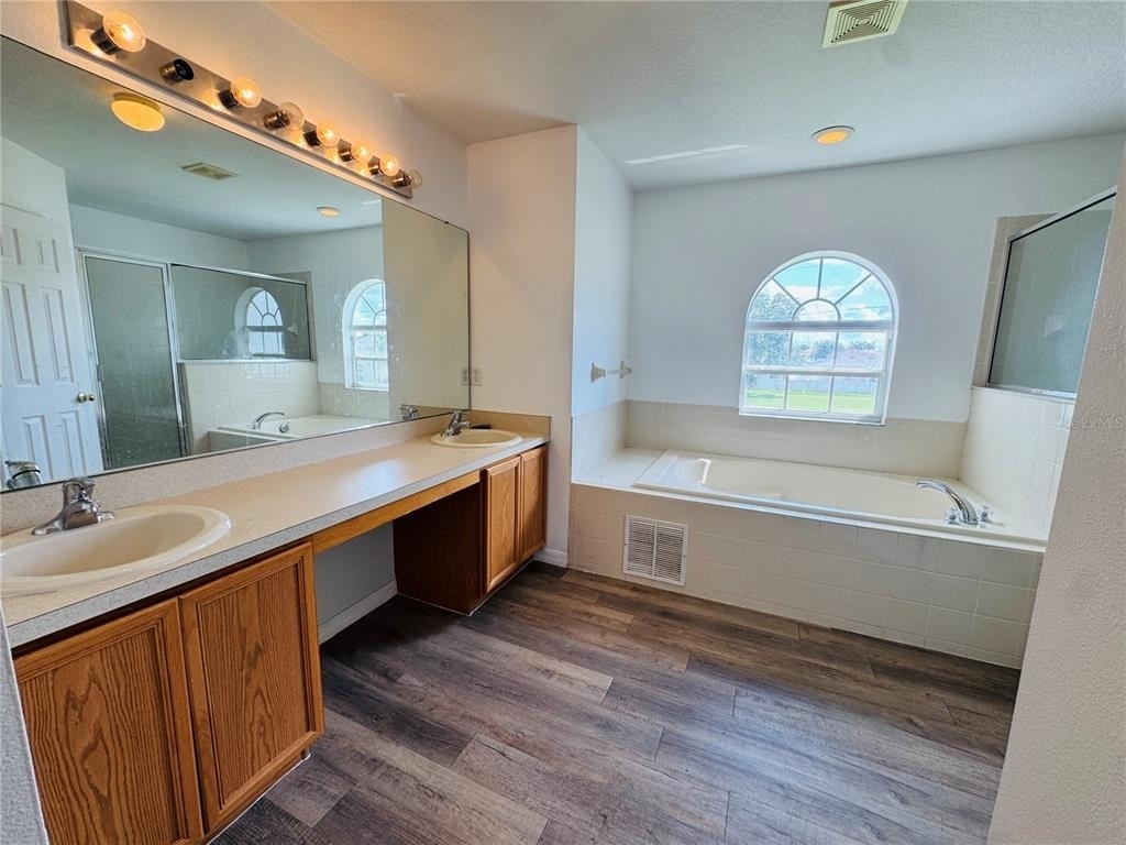 566 Eagle Court - Photo 13