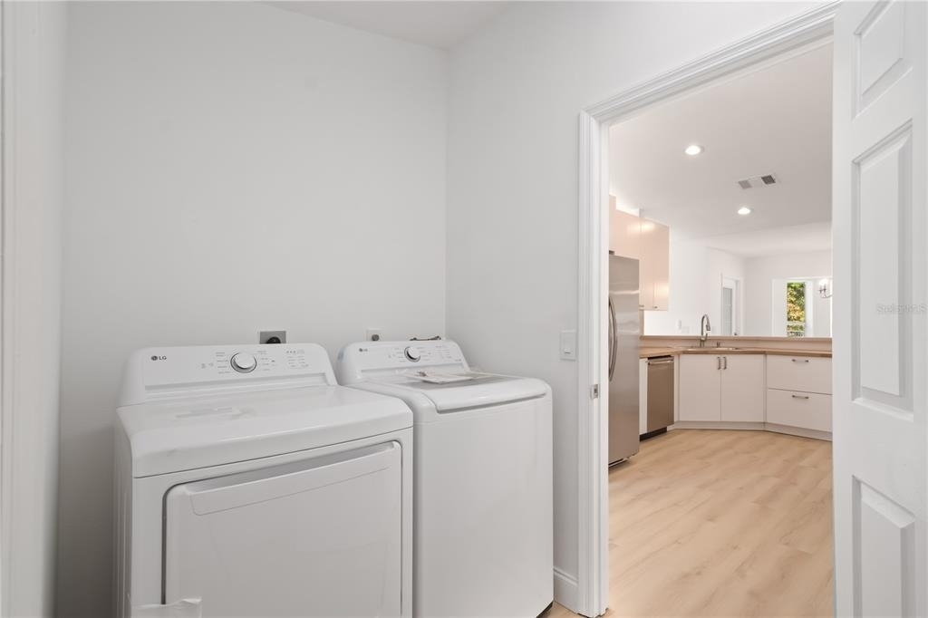 12829 Sw 38th Circle - Photo 32