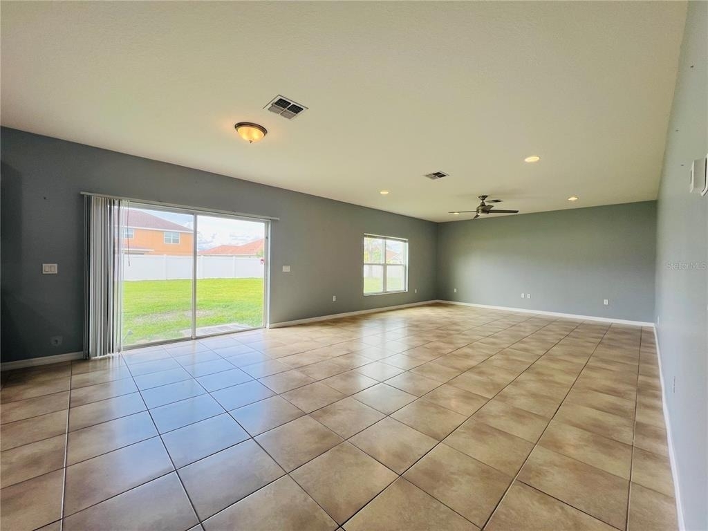 2352 Levante Court - Photo 6