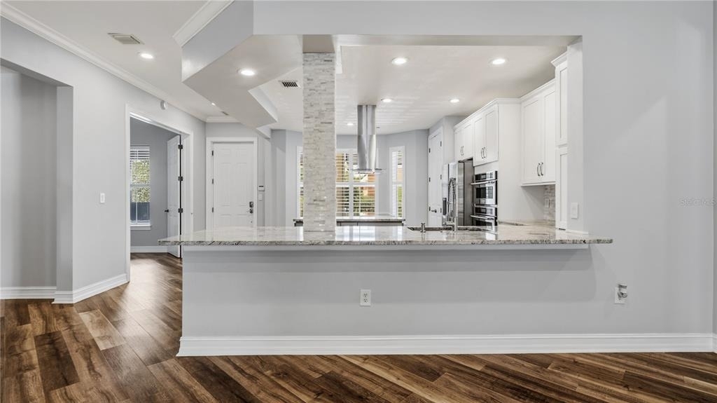 650 Campus Street - Photo 14