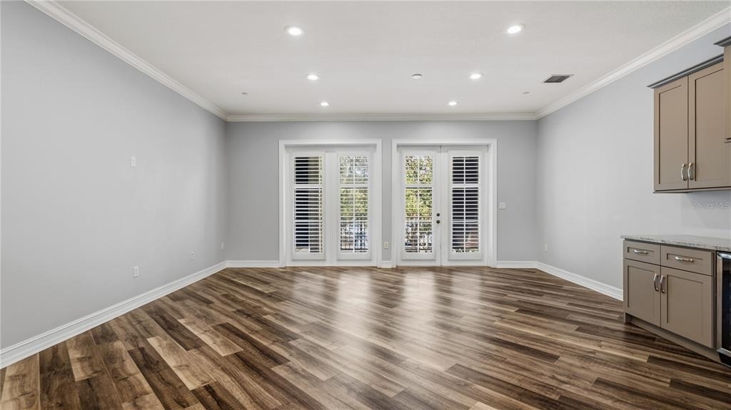 650 Campus Street - Photo 18
