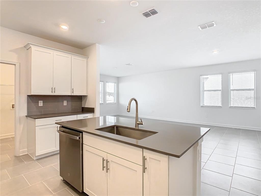 5792 Stephens Road - Photo 7