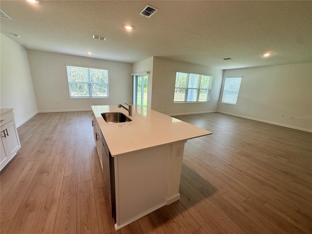 2504 Dorset Court - Photo 11