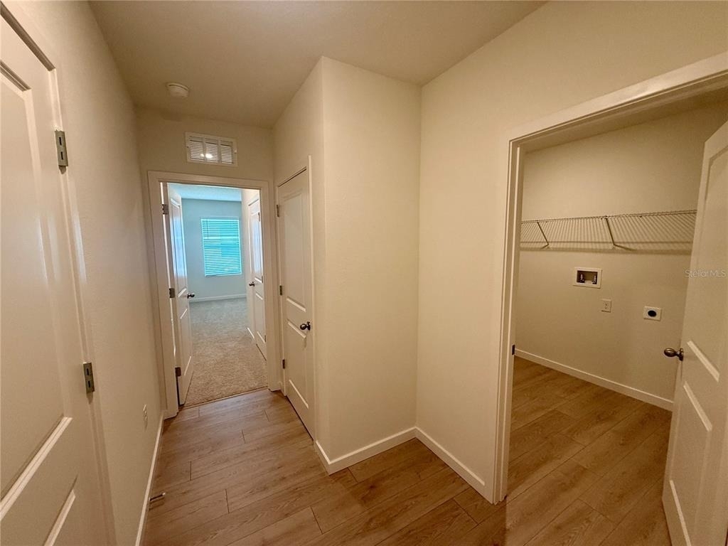 2504 Dorset Court - Photo 8