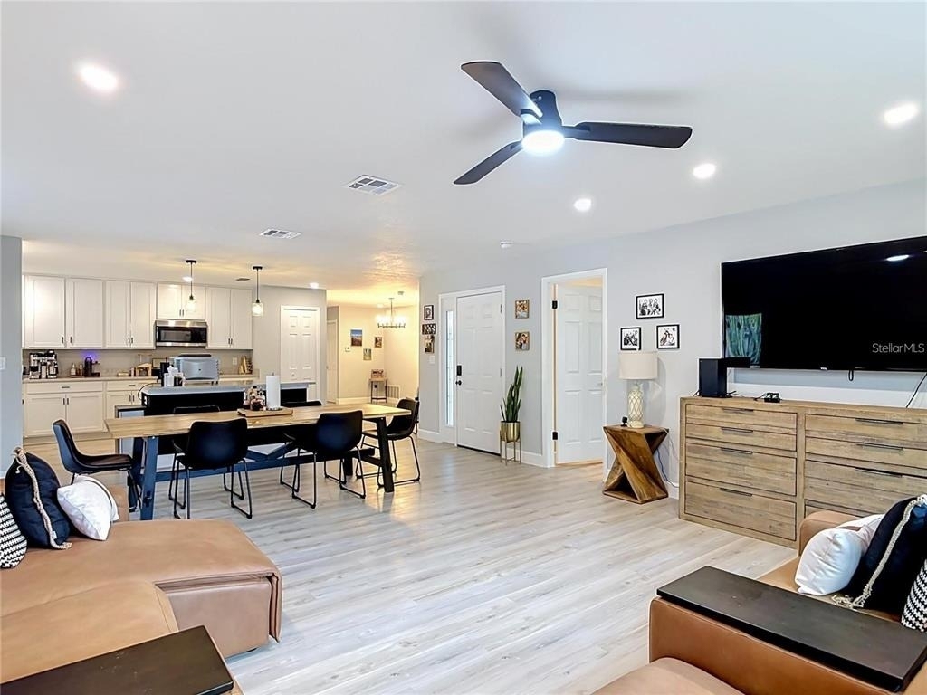 8676 Hillside Drive - Photo 12