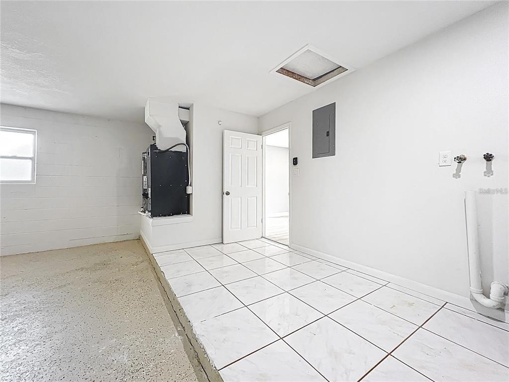 8676 Hillside Drive - Photo 41