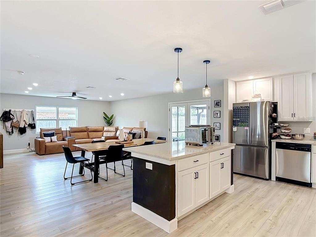 8676 Hillside Drive - Photo 14