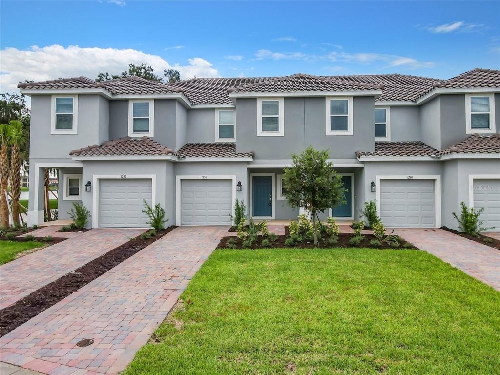 1256 Lago Vista Court - Photo 1
