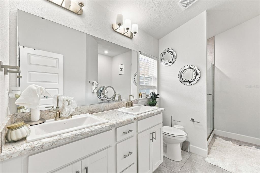 2302 Friendly Confines Loop - Photo 11
