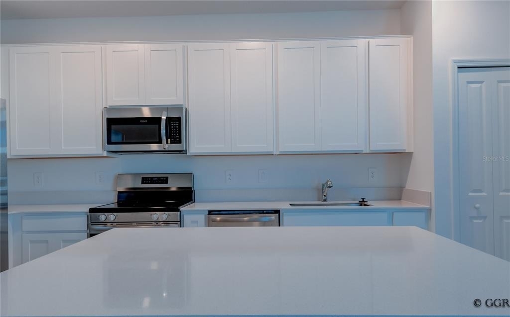 3149 Laurent Loop - Photo 19