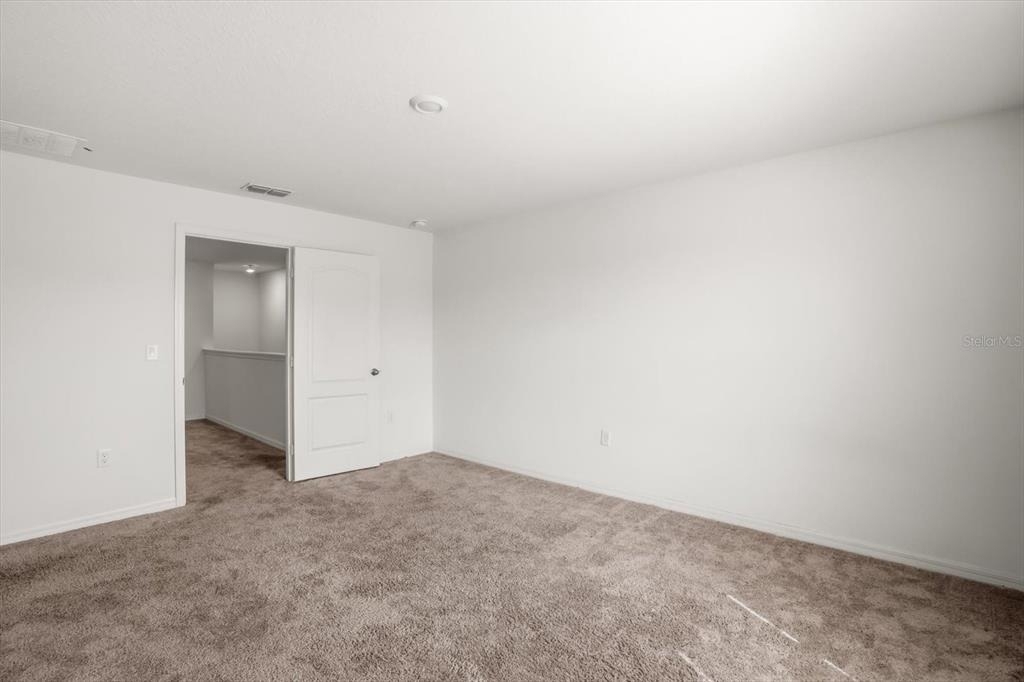 1758 Withernsea Court - Photo 10