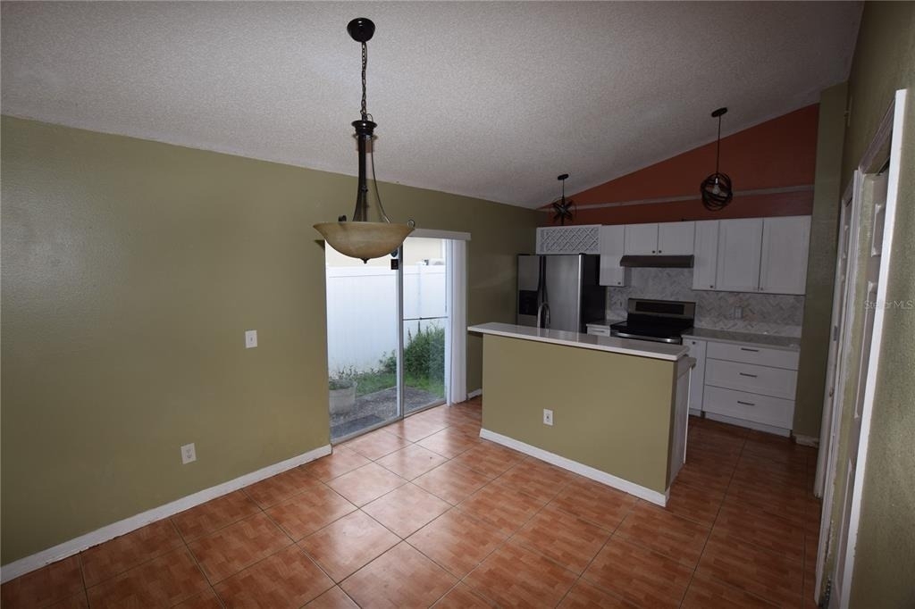 2216 Phonecia Court - Photo 6