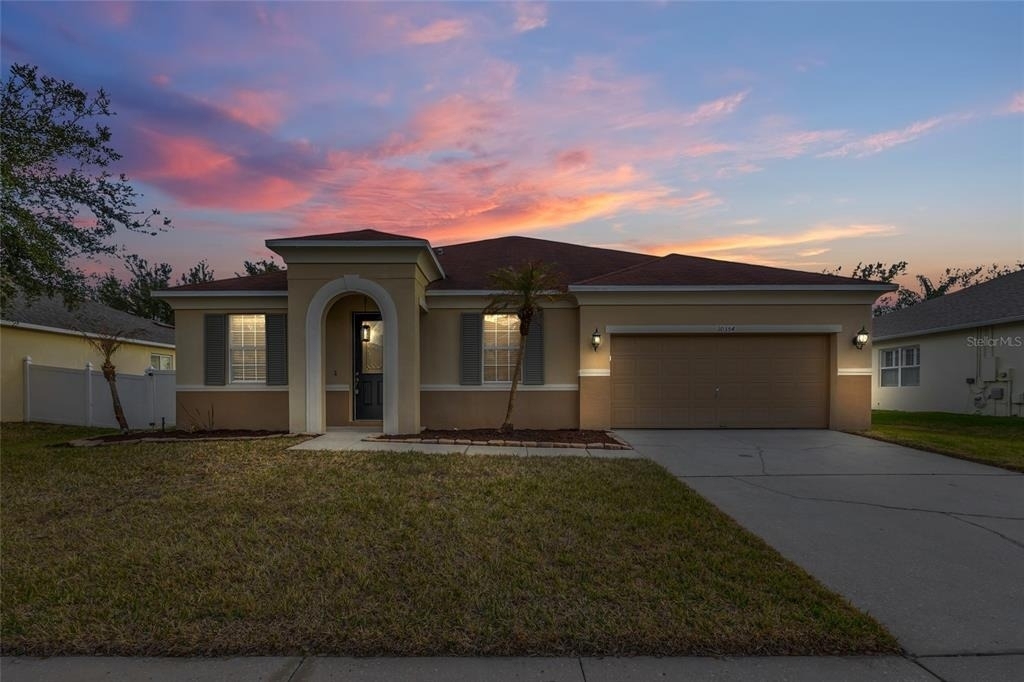 10354 Stratford Pointe Avenue - Photo 0