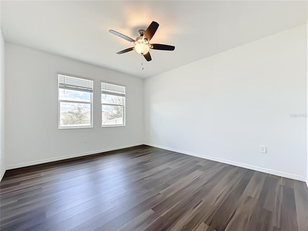 643 Grove Street - Photo 25