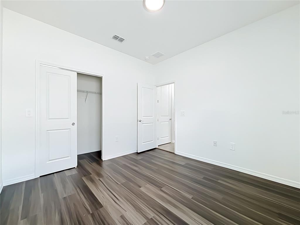 643 Grove Street - Photo 19