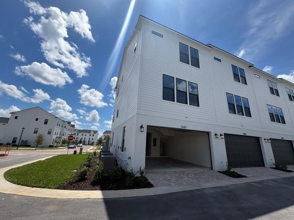15147 Groveside Road - Photo 35