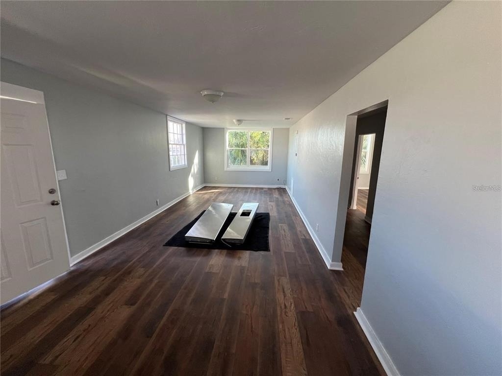 325 S Franklin Street - Photo 9