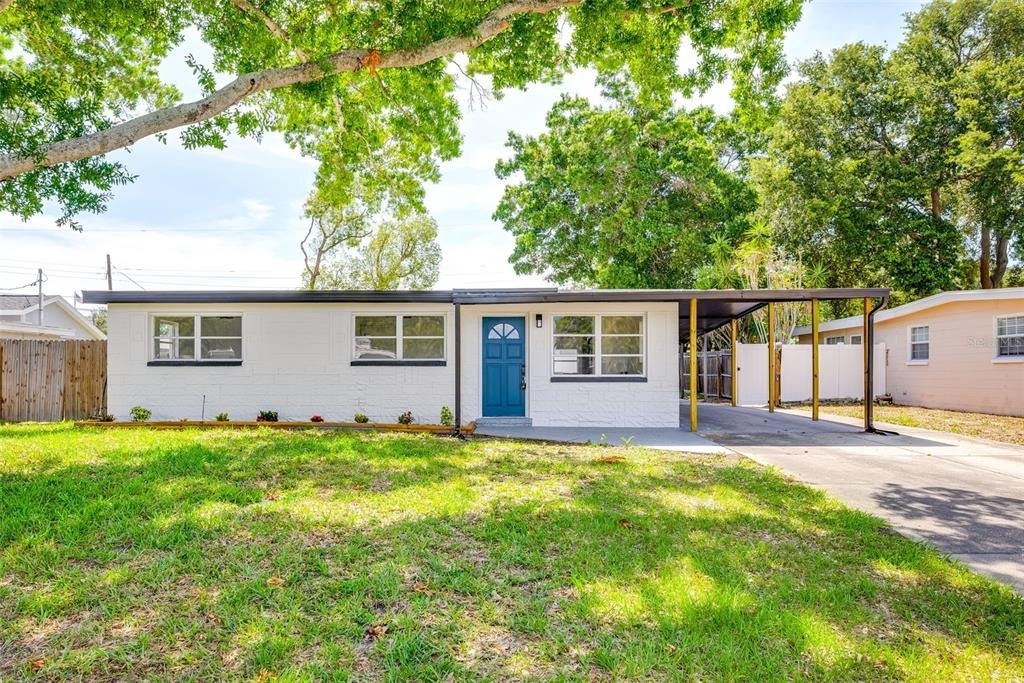 9596 Groveland Street - Photo 0