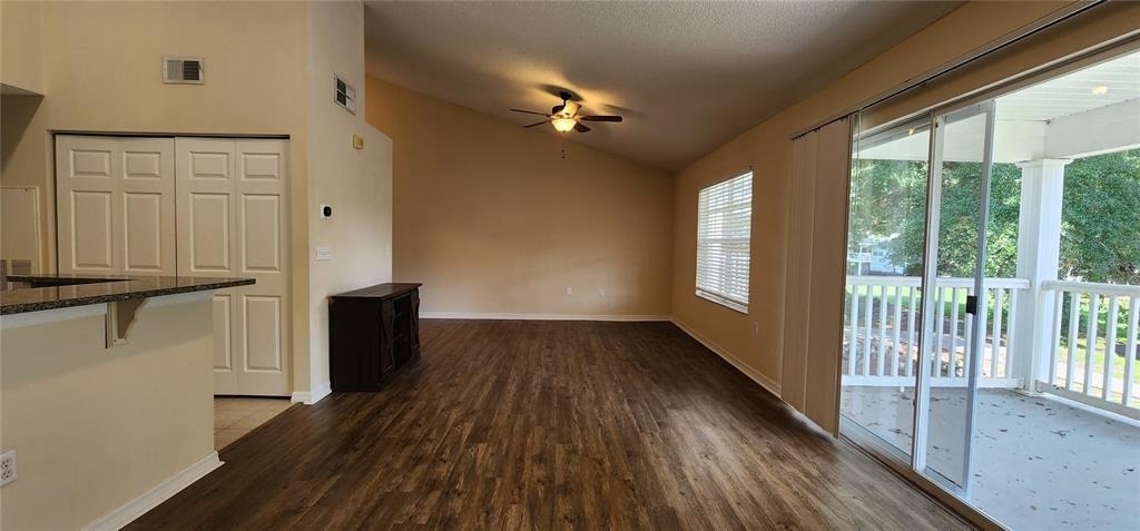 10000 Sw 52nd Avenue - Photo 3
