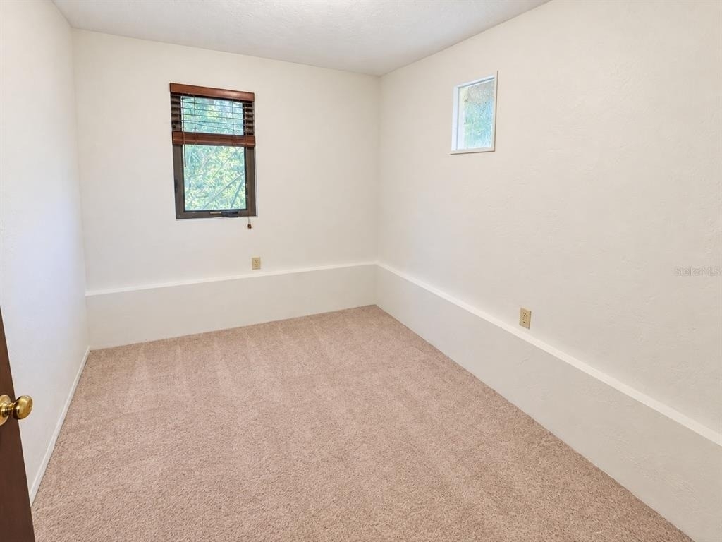 2616 Sw 31st Place - Photo 6