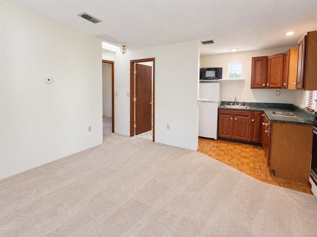 2616 Sw 31st Place - Photo 1