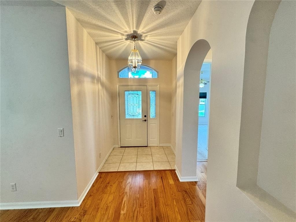 20634 Queen Alexandra Drive - Photo 1