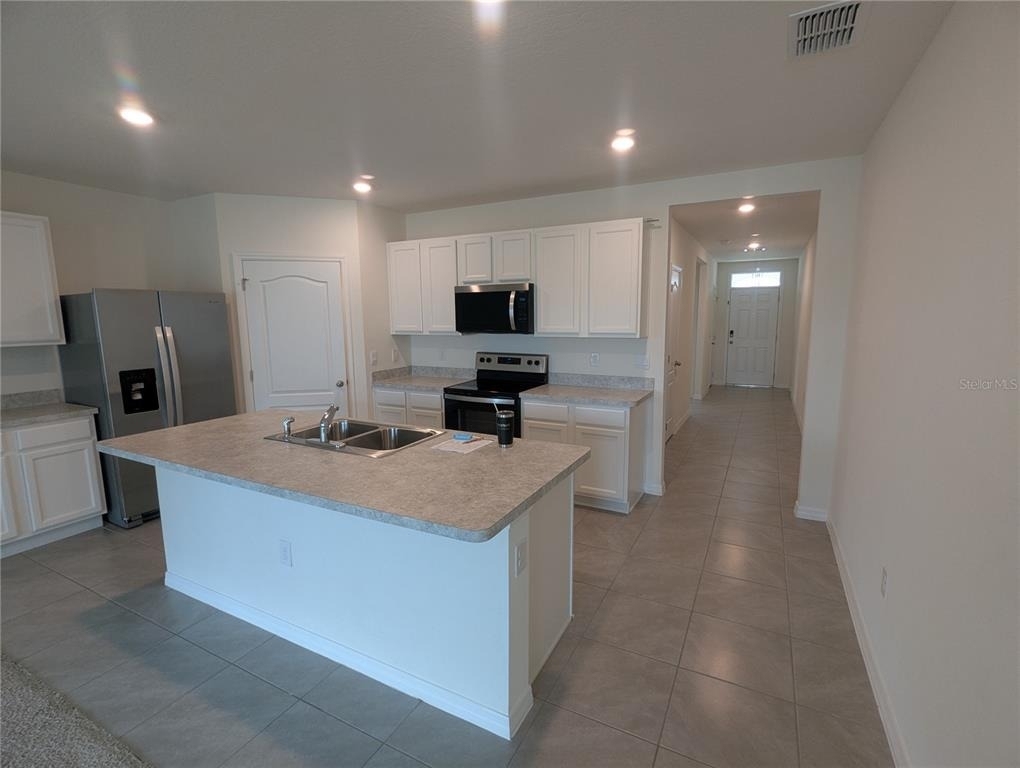 1903 Henin Circle - Photo 1