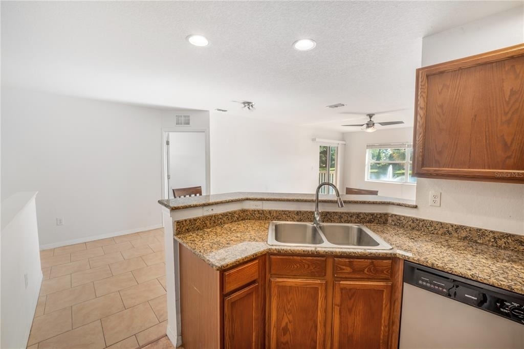 4600 E Moody Boulevard - Photo 7