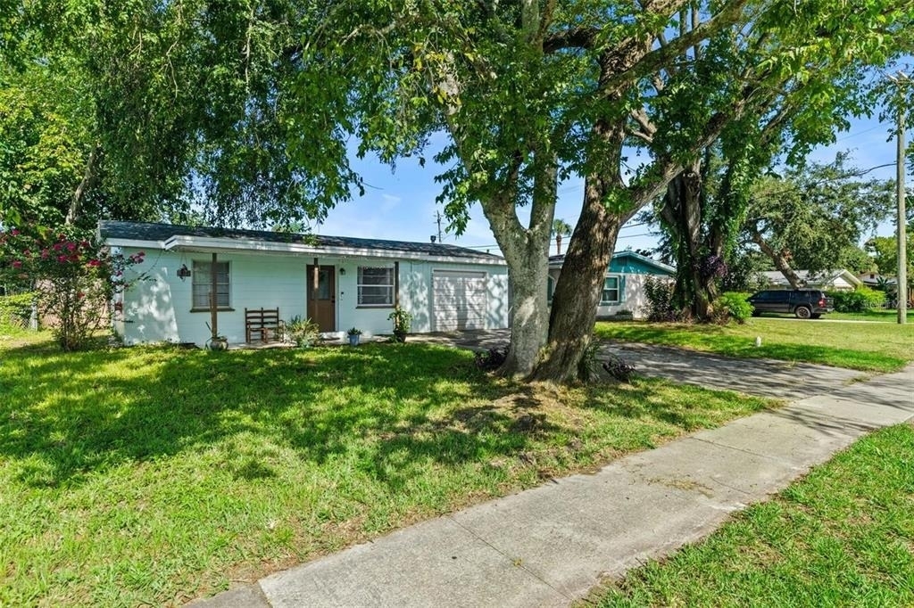 2608 Anastasia Drive - Photo 3