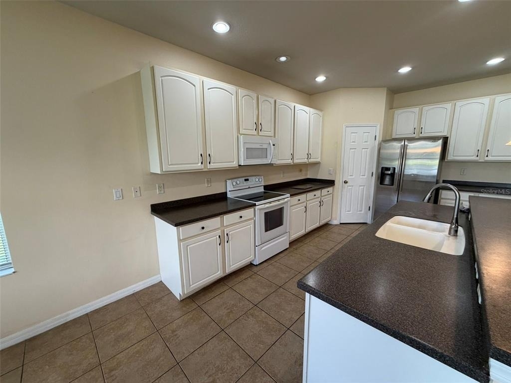 2363 Bartek Place - Photo 4