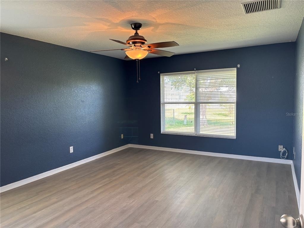 322 Mendoza Street - Photo 7