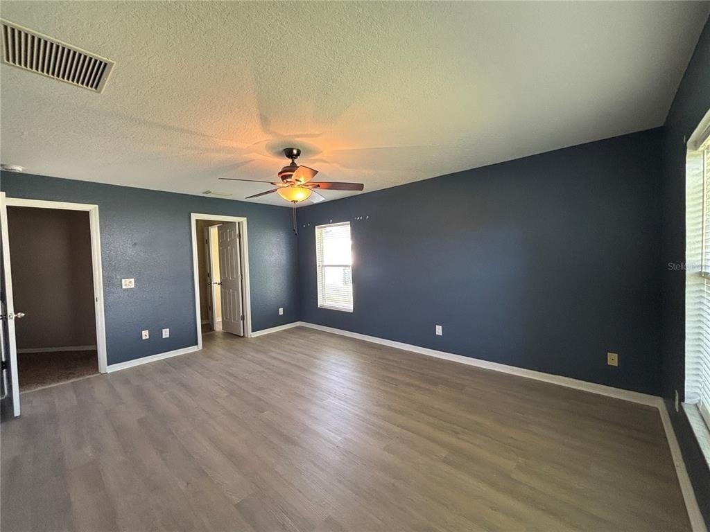 322 Mendoza Street - Photo 8