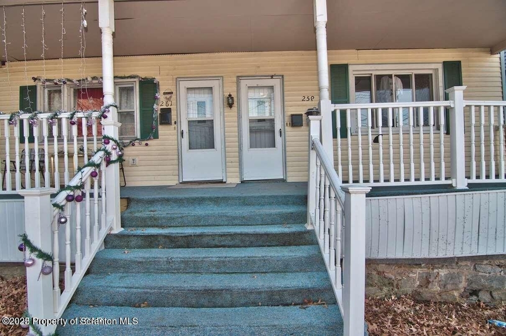 259 Dana Street - Photo 20
