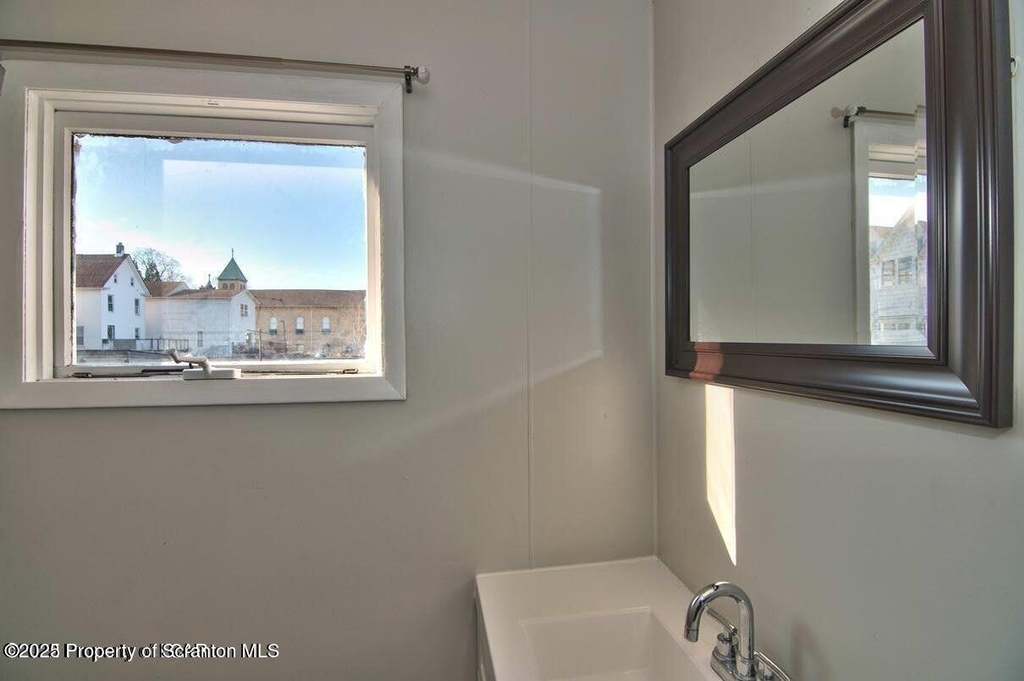 259 Dana Street - Photo 18
