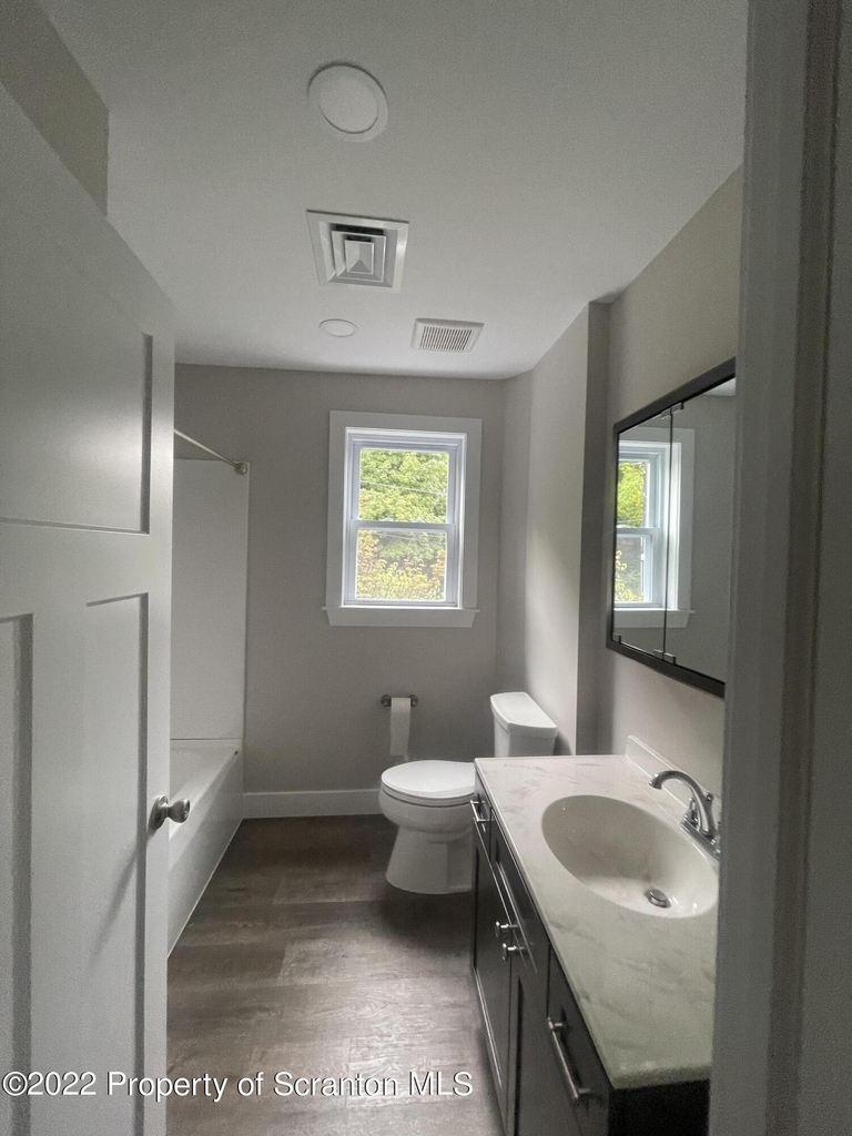 1833 S Webster Avenue - Photo 18
