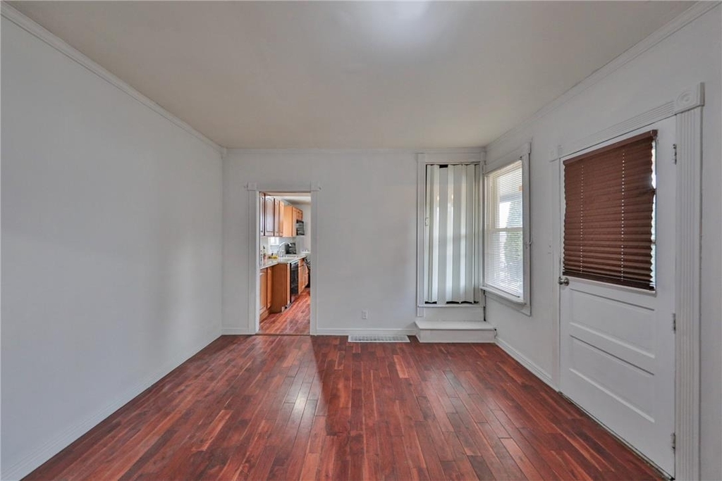 303 W Lincoln Street - Photo 13