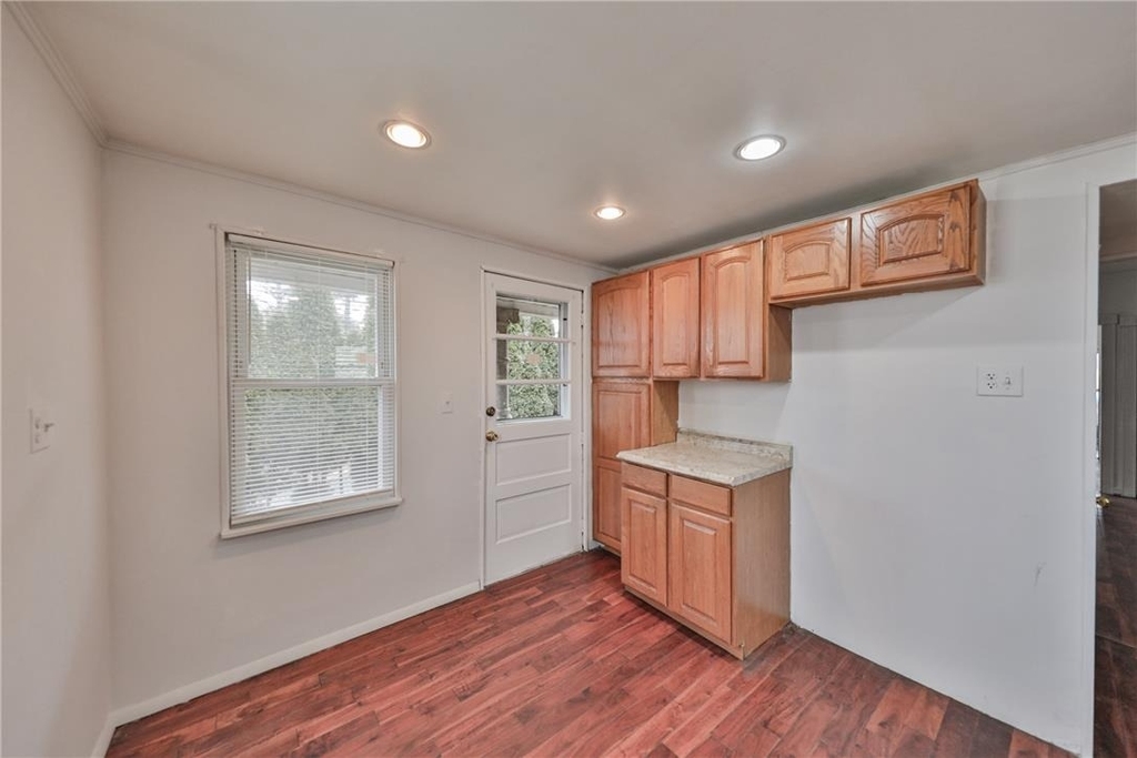 303 W Lincoln Street - Photo 15