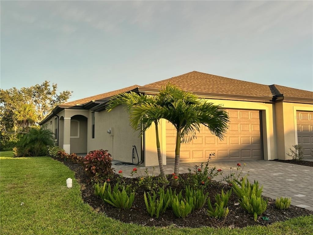 2104 Bonito Way - Photo 1