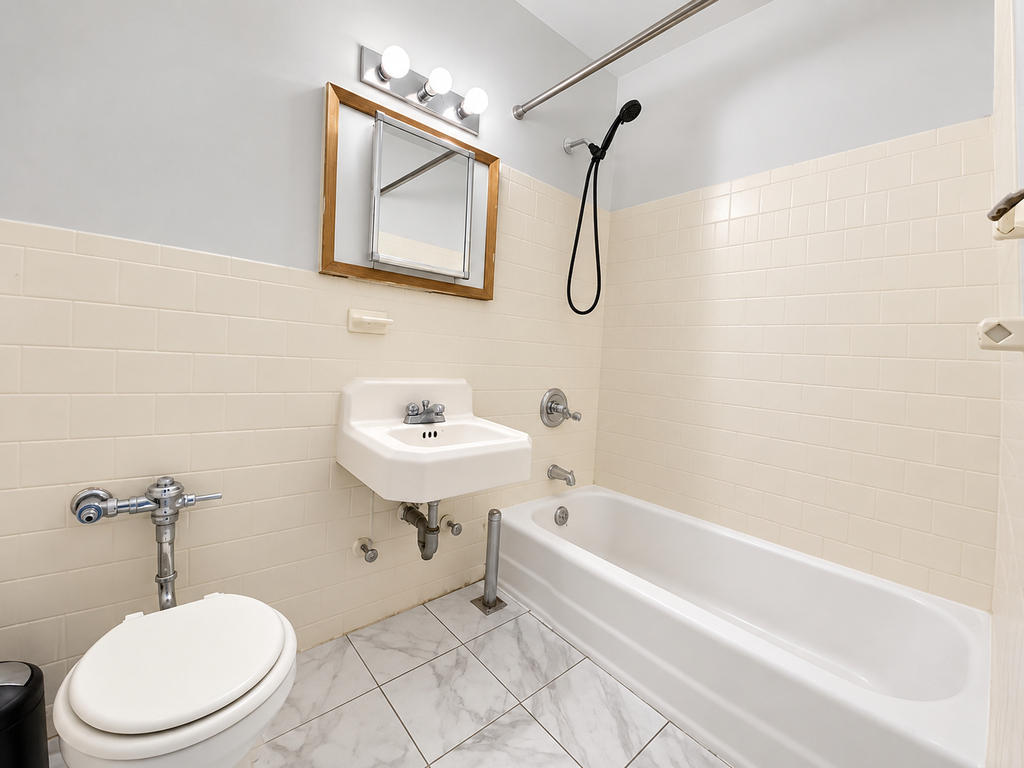 270 Clarkson Avenue - Photo 3