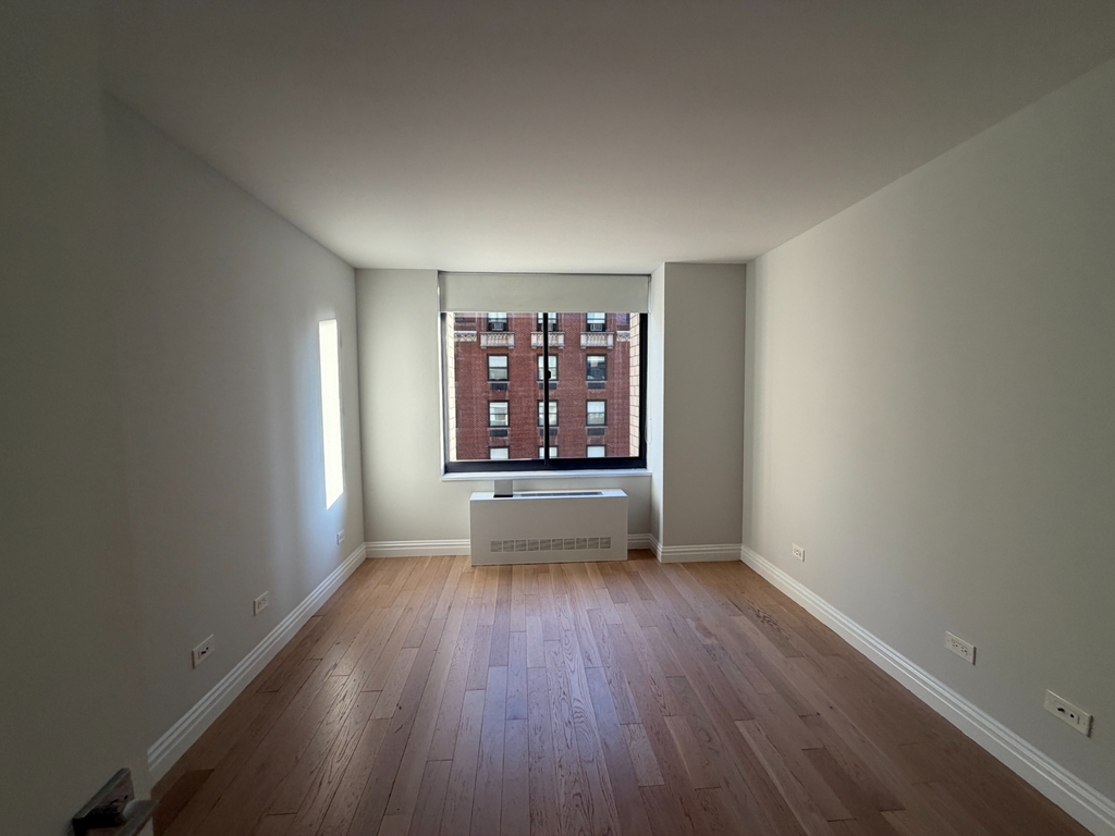  West 48th Street & 8th ave - Photo 4