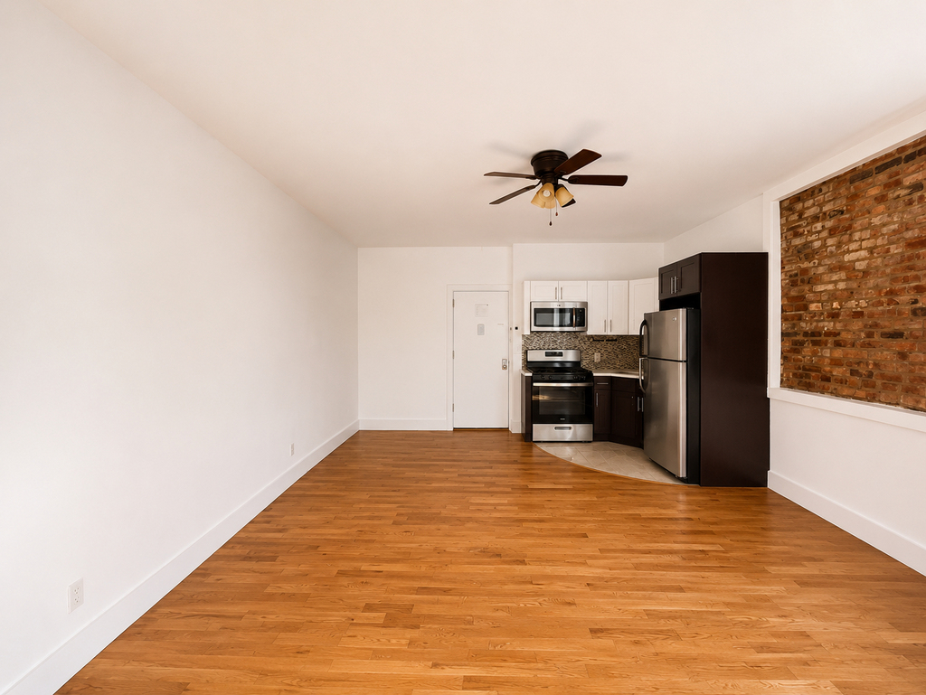 60 Clarkson Avenue - Photo 3