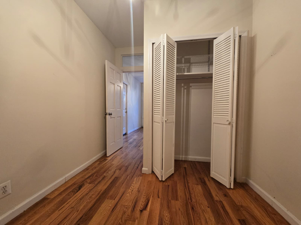 155 Bleecker Street - Photo 8