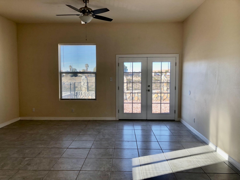7581 Le Conte Drive - Photo 4